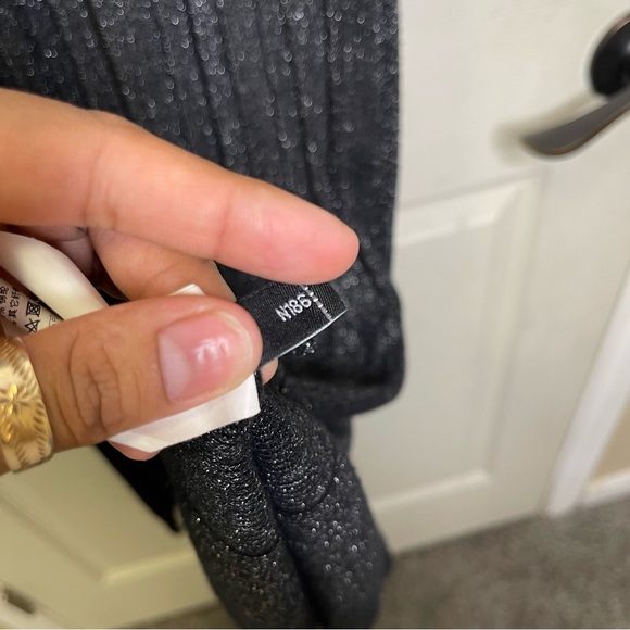 Kate Spade Black Silver Metallic Pleated Crepe Wrap Sweater Dress - Size Medium - Picture 7 of 8